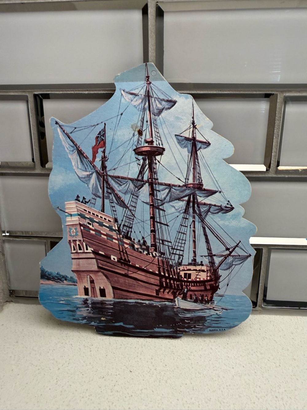 Vintage Die Cut Paperboard Thanksgiving Decorations Pilgrims Mayflower Ship 1977 - Picture 5 of 16